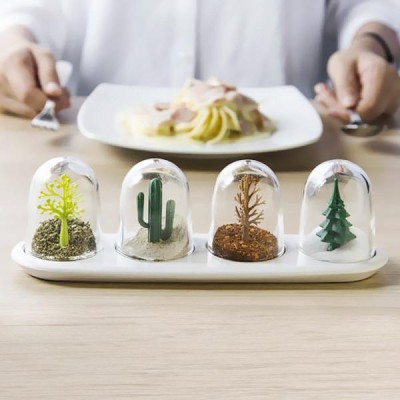 Dört Mevsim Baharatlık - Four Seasons Spice Shakers Dört Mevsim Baharatlık - Four Seasons Spice Shakers