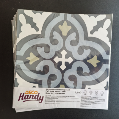 DecoHandy Pvc Duvar Karosu 30x30cm 4'lü Paket - Çini Desen 0,36m2 DecoHandy Pvc Duvar Karosu 30x30cm 4'lü Paket - Çini Desen 0,36m2