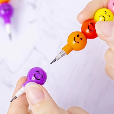 Emojili Yumurtlayan Kalem Seti 4'lü Emojili Yumurtlayan Kalem Seti 4'lü