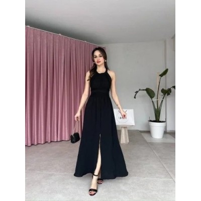 Kadın Krinkil Kumaş Beli Gipeli Halter Yaka Maxi Boy Elbise Kadın Krinkil Kumaş Beli Gipeli Halter Yaka Maxi Boy Elbise