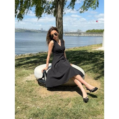 Kadın Ithal Krep Kumaş Kruvaze Yaka Eteği Kloş Kolsuz Mini Elbise Kadın Ithal Krep Kumaş Kruvaze Yaka Eteği Kloş Kolsuz Mini Elbise