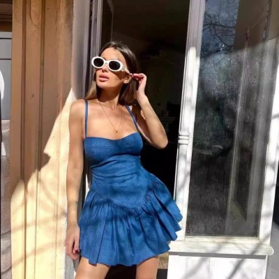 Kadın Kot Kumaş Göğüs Glop Detaylı Sırt Fermuarlı Mini Boy Elbise Kadın Kot Kumaş Göğüs Glop Detaylı Sırt Fermuarlı Mini Boy Elbise