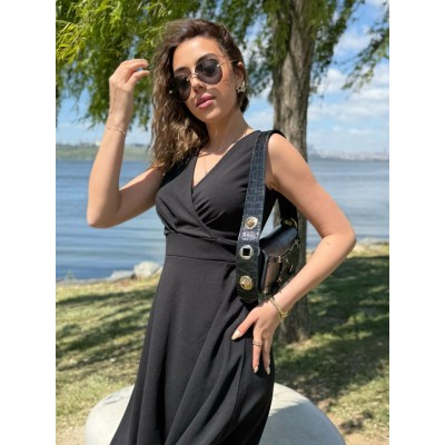 Kadın Ithal Krep Kumaş Kruvaze Yaka Eteği Kloş Kolsuz Mini Elbise Kadın Ithal Krep Kumaş Kruvaze Yaka Eteği Kloş Kolsuz Mini Elbise