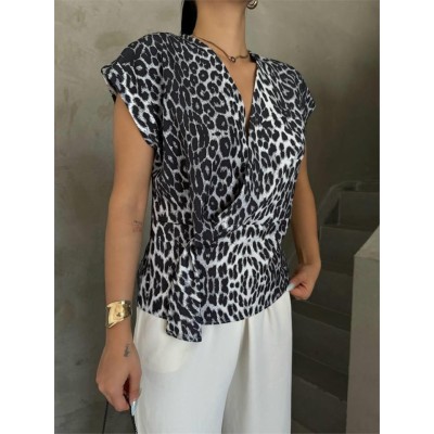 LEOPAR DESEN YANDAN BAĞLAMA DETAYLI BLUZ - Gri LEOPAR DESEN YANDAN BAĞLAMA DETAYLI BLUZ - Gri
