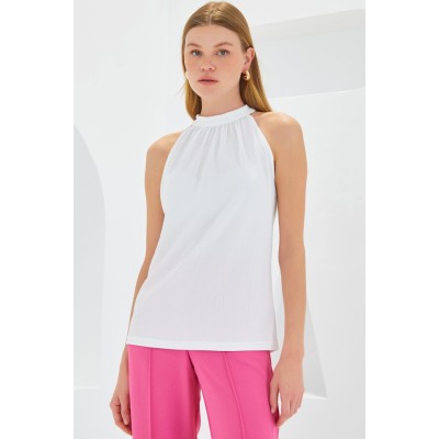 0489 Halter Yaka Örme Bluz - Beyaz 0489 Halter Yaka Örme Bluz - Beyaz