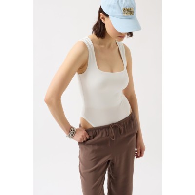 Kare Yaka Kalın Askılı Bodysuit Kare Yaka Kalın Askılı Bodysuit