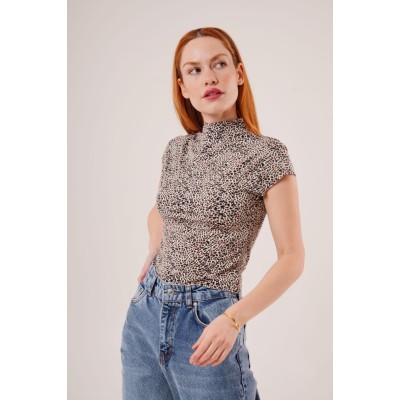 Leopar Desen Kısa Kollu Basic T-Shirt Leopar Desen Kısa Kollu Basic T-Shirt