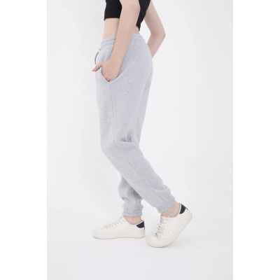Üç İplik Basic Lastikli Eşofman Pantolon - Gri Üç İplik Basic Lastikli Eşofman Pantolon - Gri