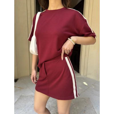 Osy Modal Yumuşak Dokulu Kumaş Parçalı Bisiklet Yaka T-shirt Mini Şortlu Etek İkili Takım -Bordo Osy Modal Yumuşak Dokulu Kumaş Parçalı Bisiklet Yaka T-shirt Mini Şortlu Etek İkili Takım -Bordo